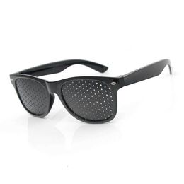 Rice nail pinhole sunglasses for visual assistance correction of myopia small hole glasses focusing lenses