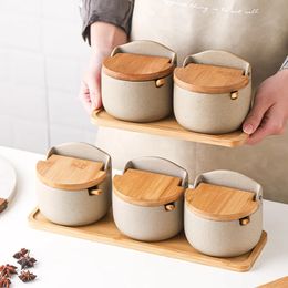 Vintage Ceramic Seasoning Jar Set Household Kitchen Sugar Salt Pepper Spices Jar With Spoon Lid Storage Jar Kitchen Container 240113