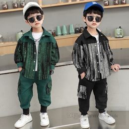 Moda ragazzi lettera stampata vestiti cargo set bambini bavero camicia a maniche lunghe pantaloni elastici a costine ankers 2 pezzi 2024 primavera bambini abiti casual Z6710