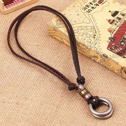 Pendant Necklaces Vintage Cowhide Men's Necklace Double Ring Alloy Fashion Leather Rope Sweater Chain Ornament