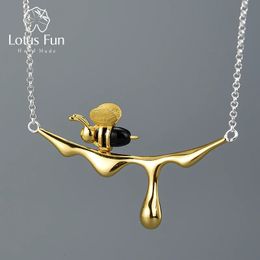 Fun 18K Gold Bee and Dripping Honey Pendant Necklace Real 925 Sterling Silver Handmade Designer Fine Jewellery for Women 240115