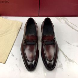 Feragamo Ferra Lok Fu Scarpe Migliore qualità Vera pelle di vacchetta Uomo Scarpe casual Designer di lusso Oxford Mocassino Scarpe eleganti Zapatos Hombre Dermis 38-44 Q29S