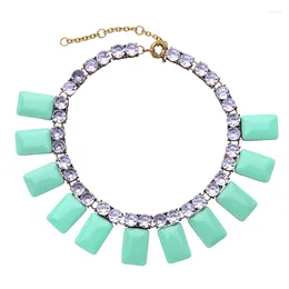 Chains Bulk Price Vintage Antique Gold Color Bright Necklaces White Green Stone Short Choker Collar For Women Sweater