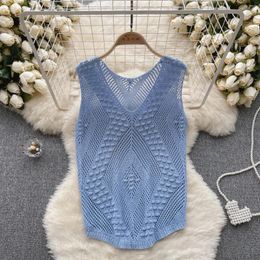 Women's Tanks Women Chic Knit Camisole Streetwear Elastic Crochet Geometric V Neck Vest Summer Elegance Hollow Out Sleeveless Solid Tank