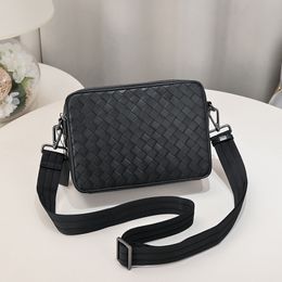 Luxury Brand Leather Men's Fashion Business Casual Plaid Woven Commuting Women's Single Shoulder Crossbody Bag Unisex, Detachable Shoulder Strap 809 Black