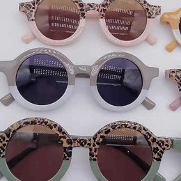 New children's Colour blocking sunglasses for women fashionable and cute cartoon sun protection boys girls eyewear trend