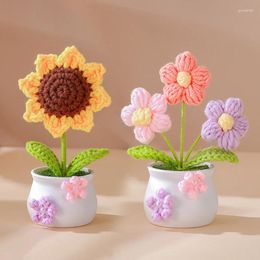 Decorative Flowers Handmade Simulation Flower Hand-woven Knitted Sunflower Tulip Desktop Ornament Car Room Decoration Valentine's Day Gifts