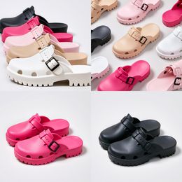 2024 Womens Sandals Womens Slippers Fashion Slipper Leather Rubber Sandals Summer Beach Shoes Gear Bottoms Sliders