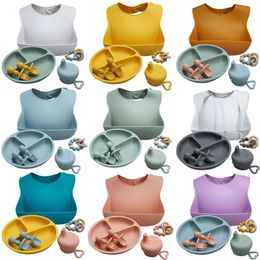 Roll up Travel Baby Bib Set Premium Silicone Bibs A Free Waterproof Ease Feeding And Clean 240115