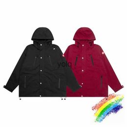 Men's Jackets Red Bla Outdoor Coat Jaet For Men Women 1 1 B Quality CAV EMPT Windproof Vintage Jaetsyolq