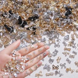 100Pcs Mix Random Zircon Nail Charms 8-15mm Rhinestones Decoration GoldSilver Bulk Designer Styles Crystals Gem Nail Supply*N2 240115