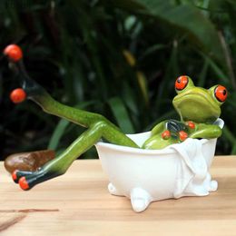 Garden Decorations Funny Resin Frogs Creative Frog Statue Decor Resin Eye-Catching Craft Ornaments for Computer Monitor Desk Home Garden Decoration YQ240116