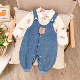 Autumn Infant Boy Jumpsuit Baby Denim Cartoon Bear Printed Bodysuit Toddler Boys Long Sleeve Soft Fake Two Piece Romper 240116