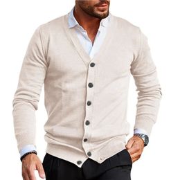 European and American mens Vneck knitted cardigan highquality lamb wool sweater 240116