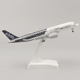 Metal Aircraft Model 20cm 1 400 Original Shape A350 Replica Alloy Material With Landing Gear Wheels Ornament Gift 240115