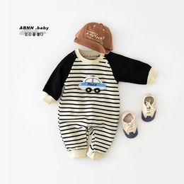 Infants Boys Spring Jumpsuit Spliced Long Sleeve Cartoon Car Stripes Baby Crawling born Boy Casual Romper 240116