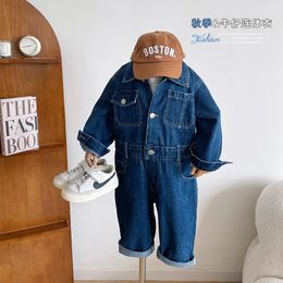 Barns långärmad denim Jumpsuit Fashion Autumn Kids Jeans Romper Playsuit Baby Girls Boys Pants Pant 240115