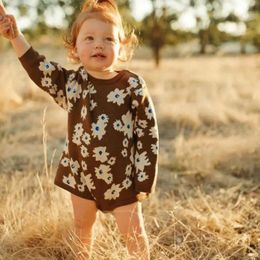 born Ins Baby Autumn Winter Sweater Bodysuit Boy Girl Infant Fashion Flower Knitted Long Sleeves Onesie Toddler Kid Knitwear 240116