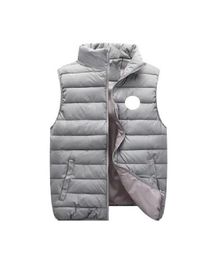 Winter Mens Vests Outerwear Male Coats Warm Sleeveless Vest Windproof Overcoat Outdoor Classic Casual Warmth Winters Gilet Coat Men Clothing