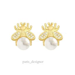 Minimalist Temperament French Ins Light Luxury Little Bee Pearl Earrings Fresh, Sweet, Cute, Trendy and Versatile Ears 496 666