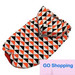 Dog Clothes Net Red Same Style Printed Pet Clothes Inverted Triangle Pet Hoodie High-end classic