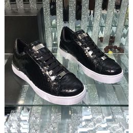 Luxury Designer Brand Schuhe Plein Mens Shoes skull Top Walking Leather Cowhide Man Sports Casual Fashion Pleins Shoe Sneakers