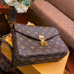 Designer messenger bag women handbag metis bag fashion satchel luxury shoulder bag handbag Crossbody bag package purse embossed black purse 2024 m40780