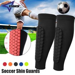 Honeycomb Soccer Shin Guards Football Shields Professional Sports Legging Shinguards Leg Sleeves Protective Gear Shank Protector 240115