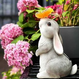 Lawn Lamps Outdoor Solar Garden Lights Funny Rabbit Butterfly Ornaments for Lawn Balcony Waterproof Sun Protection Resin Statue Solar Lamp YQ240116