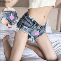 Women's Jeans Woman Sexy Open Crotch Mini Shorts Denim Crotchless Outdoor Sex Invisible Single Zipper Hot Pant Jeans Hollow Out Erotic Costume YQ240116
