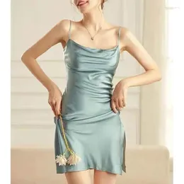 Casual Dresses Fa Style Sexy Silk Suspender Nightgown With Mulberry Swing Collar Pajamas For Women To Wear Externally In Spring And Summer
