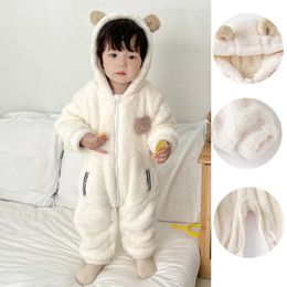 Winter Baby Boys Rompers Thickened Doublelayer Plush Insulation Infant Bodysuit Hooded Warm born Snowwears 240116
