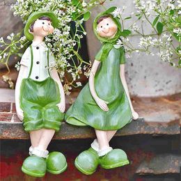 Garden Decorations American Country Resin Hanging Feet Couple Doll Decoration Outdoor Garden Lawn Figurines Ornaments Courtyard Villa Sculpture Art YQ240116