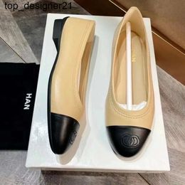 New 24ss luxury Designer collapsible Casual shoes Dress tennis channel sheepskin ballet Flats shoe sneaker sandal Womens travel Walking canvas womens Shoes