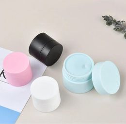 wholesale Refillable 5g 15g 20g 30g 50g Cosmetic Jar Plastic Empty Sample Bottles Travel Face Cream Cosmetic Container Plastic Makeup Jar