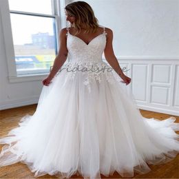 Lace Bohemian Whimsical vestido de casamento Sexy cintas de espaguete conto de fadas Boho vestido de noiva uma linha de tule até o chão sem costas praia vestidos de noiva Civil Robe De Mariee