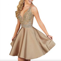 Champagne Gold A-line Homecoming Dresses with Pockets 2024 V-neck Beading Rhinestone Knee-length Short Graduation Prom Dress Mini Tail Party Gowns Custom Made