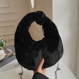 Luxury Handbags Plush Girl Winter Knot Furry Tote Purses Mini Hobos Fluffy Bag Faux Fur Chain Shoulder Crossbody for Women 220923