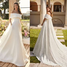 3D Pattern Wedding Dresses Off Shoulder Short Sleeve Bridal Gowns Sweep Train Backless Bride Dress