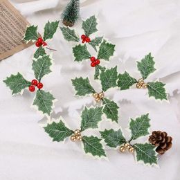 Decorative Flowers 10/20pcs Artificial Holly Berries With Green Leaves For Christmas Wreath Arrangement Simulated Red Fruit Xmas Party