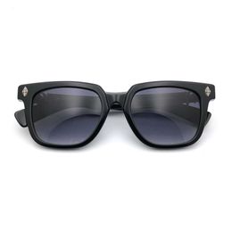 2024 Luxury Designer CH Sunglasses for Women Chromes Glasses Frames Mens New Fashion Avant-garde Plate Heart Eyeglass Frame Ladies Unisex Eyewear 2GVZ