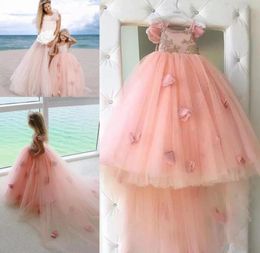 Baby Girls Pageant Dresses Children Spaghetti Straps Handmade Flowers Flower Girls Dresses For Weddings Lace Tulle First Communion3347082