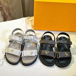 Designer Sandals BOM DIA Comfort Women Buckle Slides Leather Slippers Stylish Slides Adjusted Gold Buckles Sandals Gold Silver Metal Sandal 1.9 01