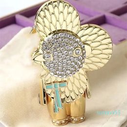 Sunflower keychains car charm fun designer keychain hundred match bag couple charm cute