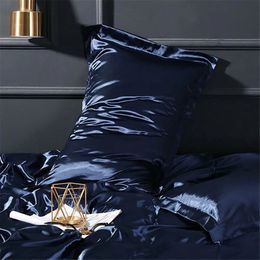 2PC Mulberry silk pillowcase is soft skin friendly wrinkle resistant bedding solid color minimalist home decoration 240113