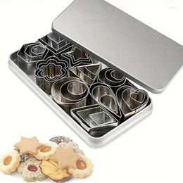 Baking Moulds 30pcs Geometric Cookie Cutter Moulds - Perfect For DIY And Fruit Cutting