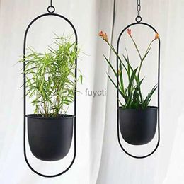 Vases 2023 New Nordic Metal Hanging Chain Flower Basket Plant Hanging Planter Garden Pot Flower Vase Holder Home Balcony Decoration YQ240117