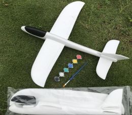 48Cm White Colour Cartoon Hand Throwing Foam Aircraft DIY Painting Flying Plane Manual Circling Glider For Kids Boy Girl Whole5963519