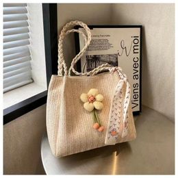 Evening Bags Fashion Flower Decorated Shoulder For Women Simple Large Capacity Rattan Woven Handbag Leisure Commuting Student Tote Bag