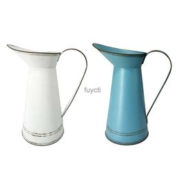 Vases Creative Shabby Rustic Style Chic Iron Metal Pitcher Flower Vase Can Jug Watering Kettle Portable Decor for Wedding Party Home YQ240117